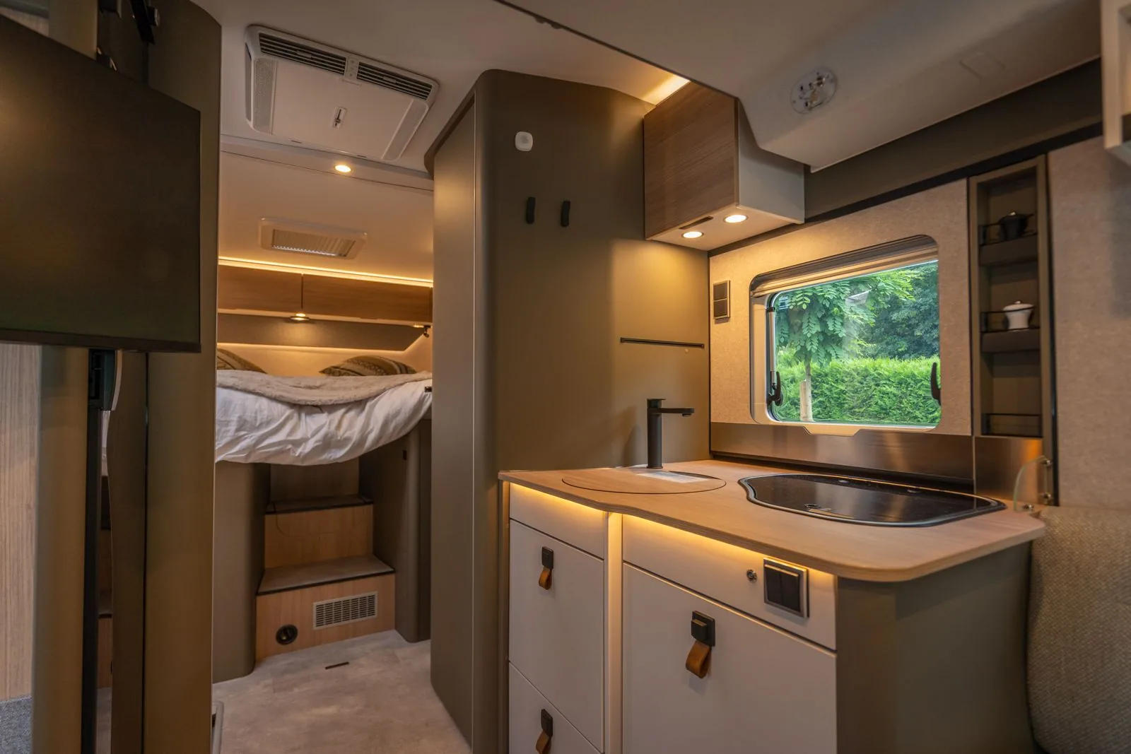 Hymer GT-S 685 photo 9